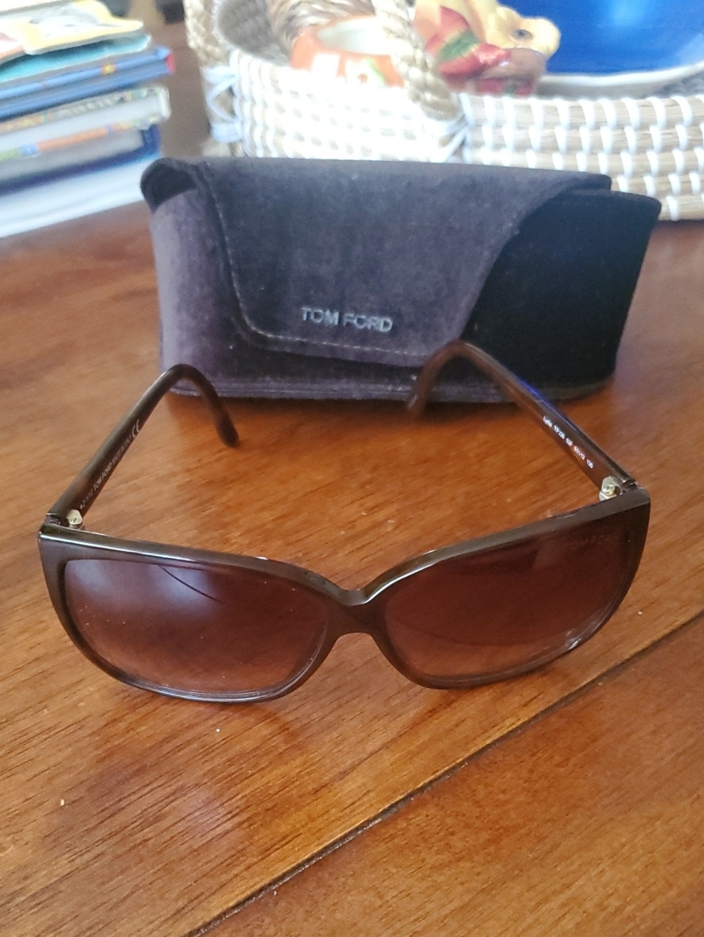 Tom Ford Women's Brown Gradient Sunglasses with Dark Brown Frame and Case
